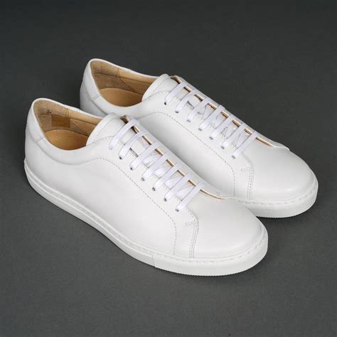 best rated white sneakers.